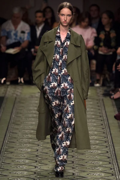 Look 21